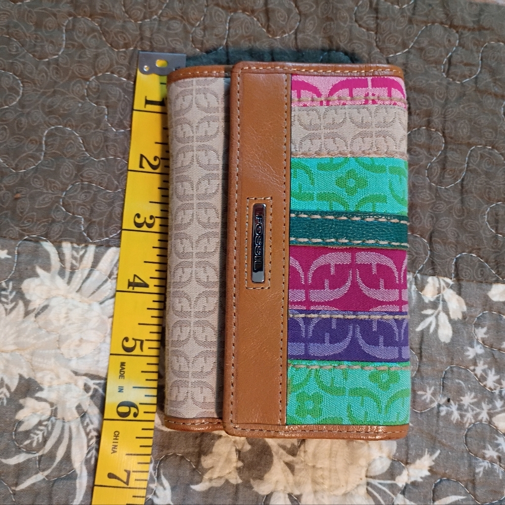 Colorful Patterned Wallet - Picture 4 of 4